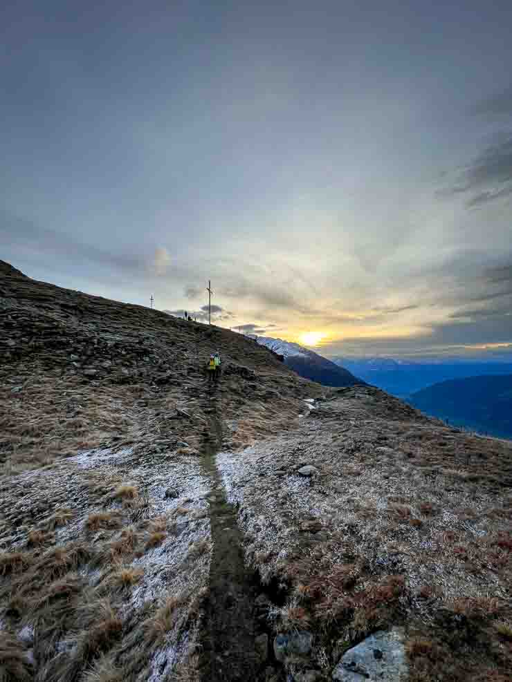 Sonnenaufgangstour in den Ötztaler Alpen: Beim Abstieg kommt die Sonne doch noch raus.